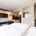 Maseven Messe Trudering Aparthotel 4*