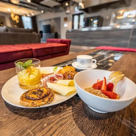 Aparthotel Maseven Messe Trudering 4*