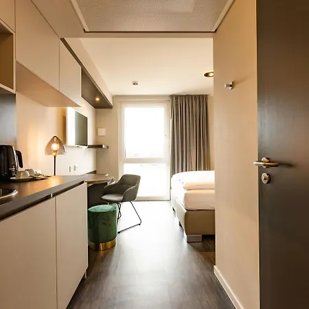 Maseven Messe Trudering Aparthotel 4*