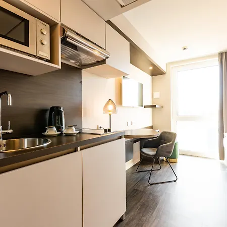 Maseven Messe Trudering Aparthotel 4*