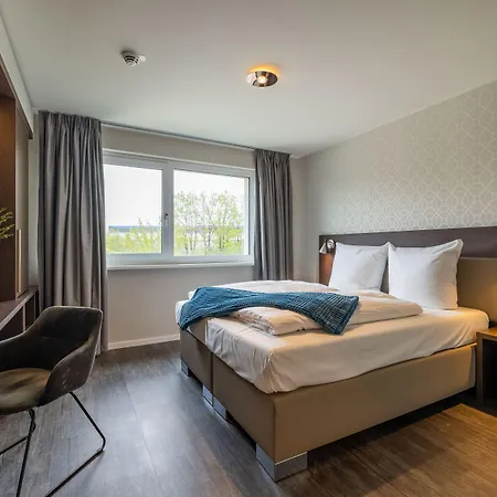 アパートホテル Maseven Messe Trudering