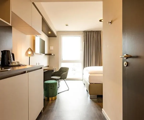 Maseven Messe Trudering Aparthotel 4*