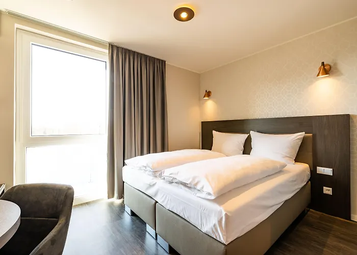 Aparthotel Maseven Messe Trudering 4*
