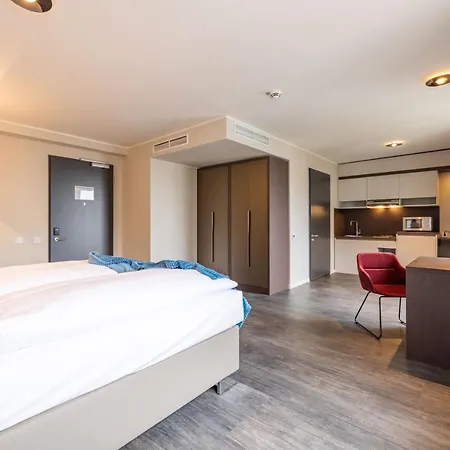 Maseven Messe Trudering Апарт-отель 4*